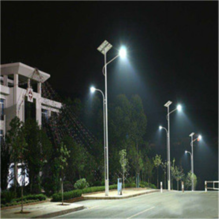 海南优质LED太阳能路灯批发